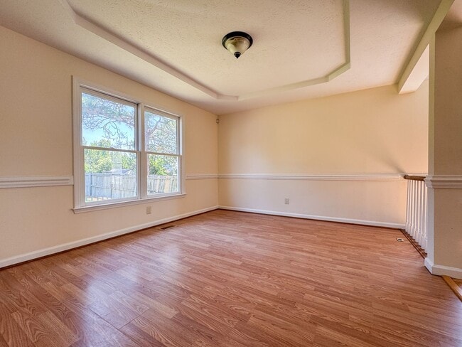 821 Connaly Dr