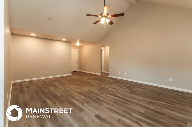 Photo - 4023 Almond Lake Dr