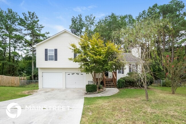 Building Photo - 444 River Trace Dr