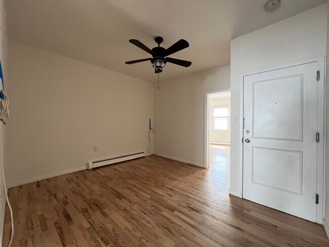 Photo - 11 Rose Ave Unit 2
