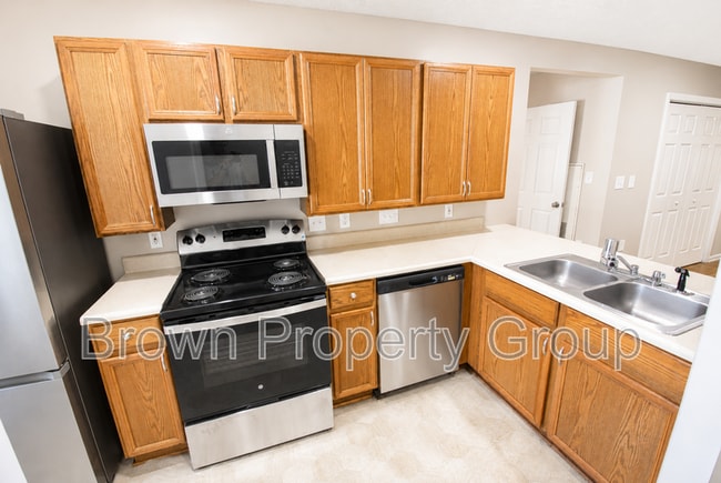 Photo - 303 Hinsdale Ave