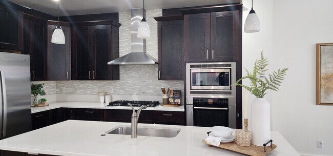 Photo - 2038 S Columbine St