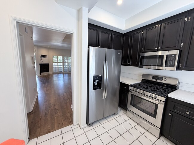 Photo - 5145 Yarmouth Ave