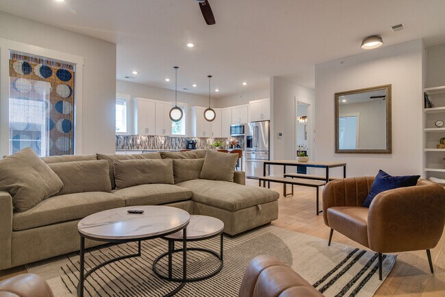 Photo - 119 Acklen Park Dr Unit ID1049677P