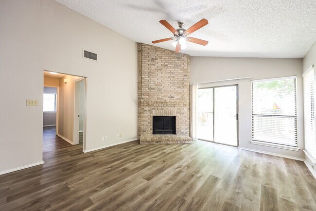 6303 Crab Orchard