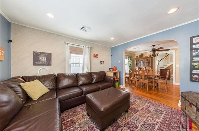 Photo - 60 Cypress St