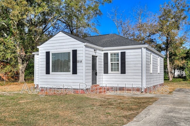 Photo - 2019 Roosevelt Dr