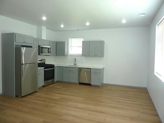 Photo - 9522 S 53rd Ave Unit 1N