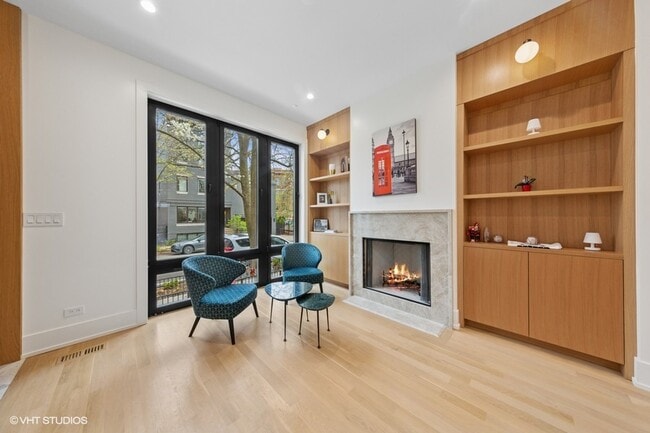 Photo - 1844 N Maud Ave