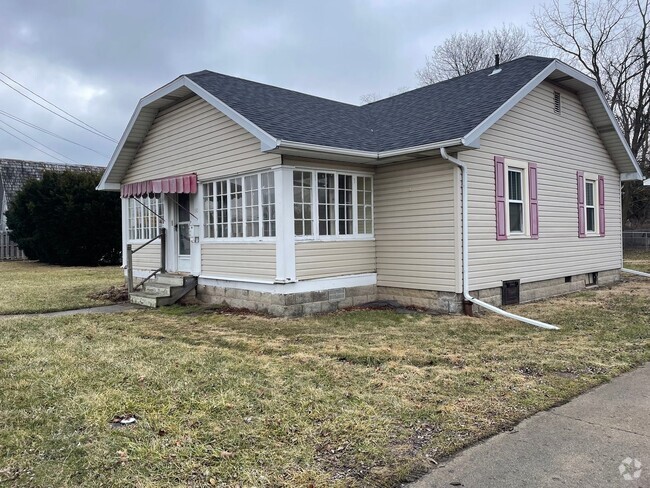 Building Photo - Renovated 2 Bedroom Home in Chesterfield