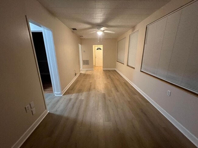 Photo - 2540 Elyria Ave