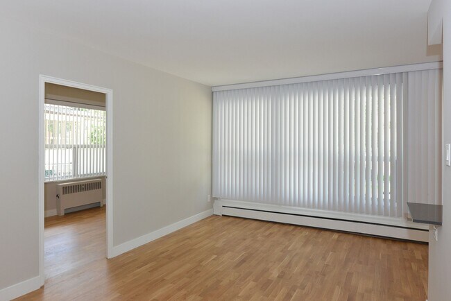 Photo - 99 Tyndall Ave Unit 101