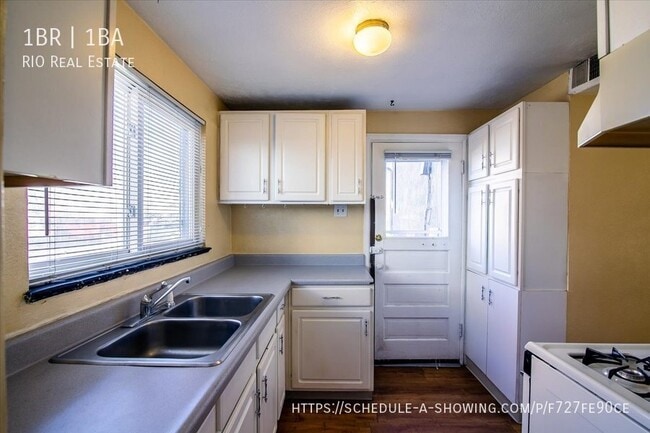 Photo - 150 Grant St Unit 5