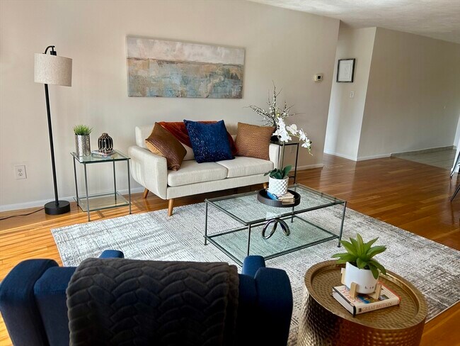 Photo - 32 Whites Ave Unit D41