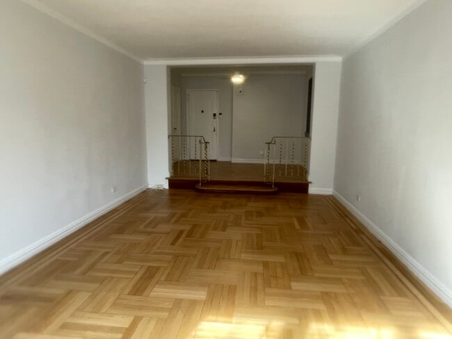 Photo - 210 Martine Ave Unit 1H