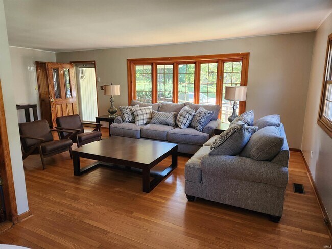 Photo - 509 S Swain Ave