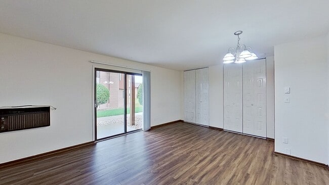 Photo - Lower Studio Apartment Available Unidad 12