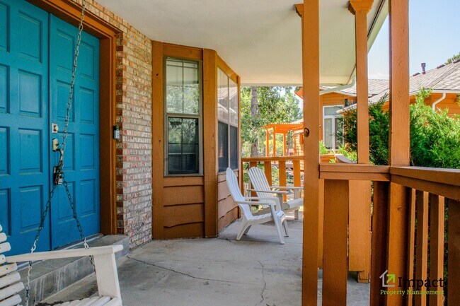 Photo - 8586 E Lakeview Dr