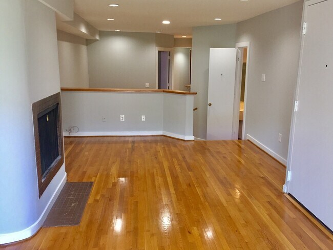 Photo - LARGE 2 Bed 2 Bath Condo on the Second Lev...