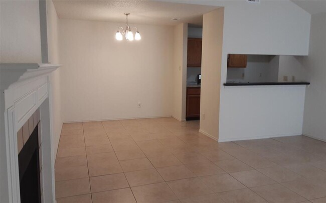 Photo - 1204 Orchard Park Cir