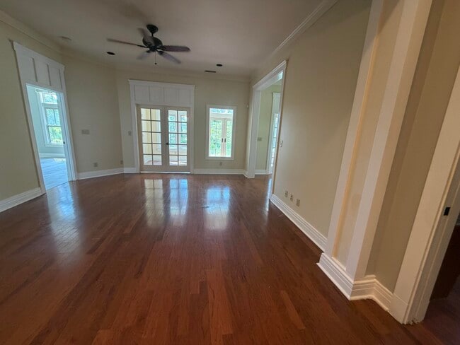 1511 Tin Cup Ct