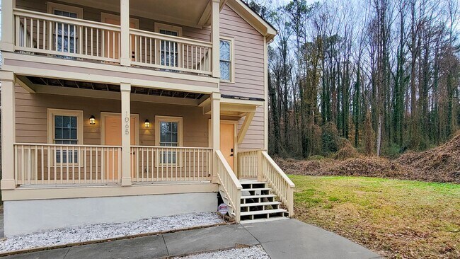 Photo - Don't Miss out On this Stunning - Modern D...