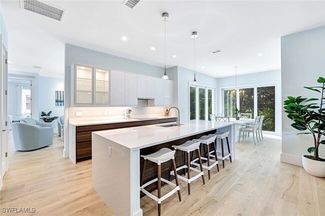 Photo - 2515 Royal Palm Ct