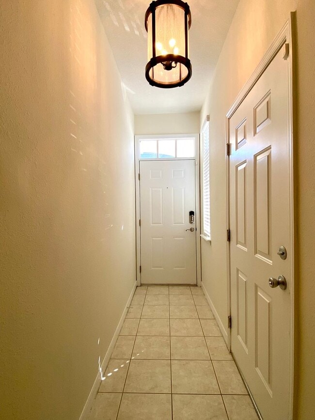 Photo - 2 Bedroom, 2 Bath Townhome in Beautiful Lakefront Community in Clermont, FL!