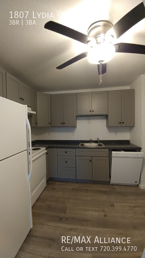 Photo - 1807 Lydia Dr