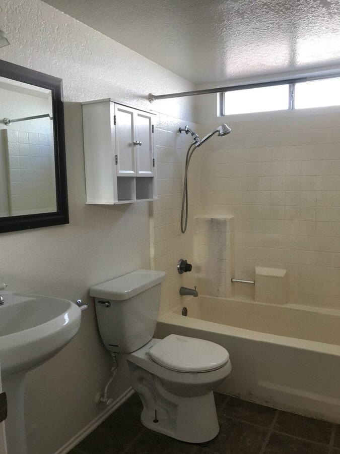 Photo - SINGLE STORY 2 BEDROOM