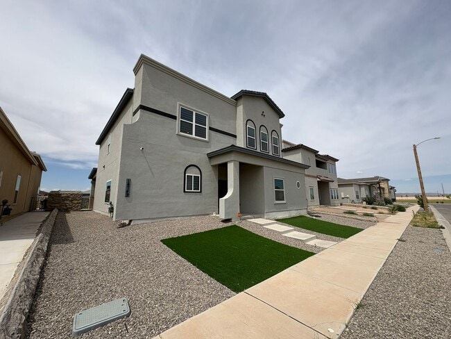 Photo - FAR EASTSIDE HOME FOR RENT