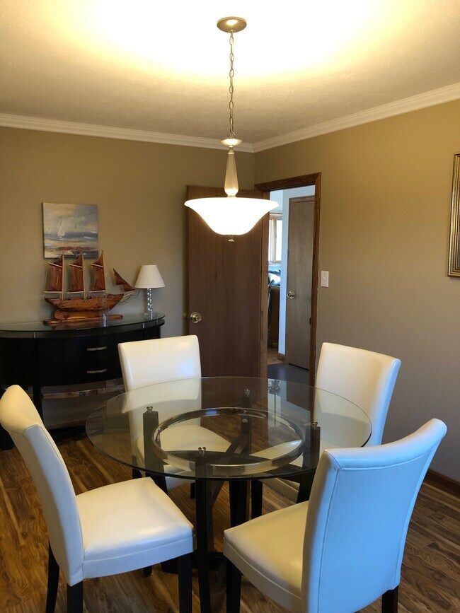 Photo - 8 Raymond St Apartments Unit 201