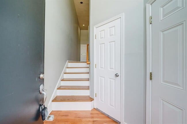 Photo - 4010 Roswell Rd NE