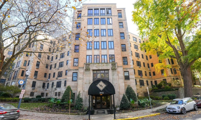Photo - 2032 Belmont Rd NW (Washington, DC)