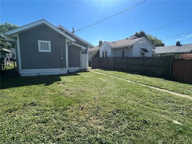 Photo - 2430 Indianapolis Ave