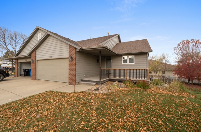 Photo - 1202 E 61st St