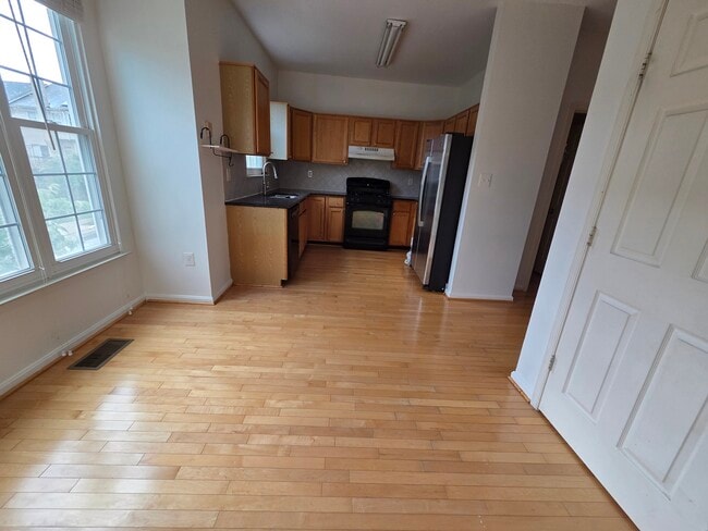 Photo - 2470 Clover Field Cir