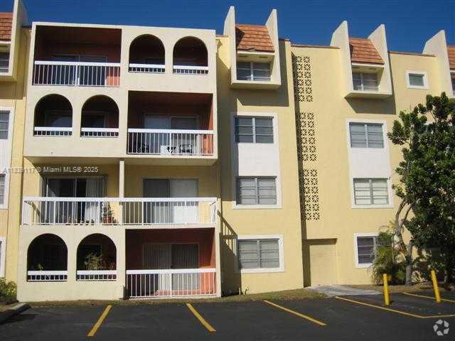 Building Photo - 7865 Camino Real Unit L-420 Rental