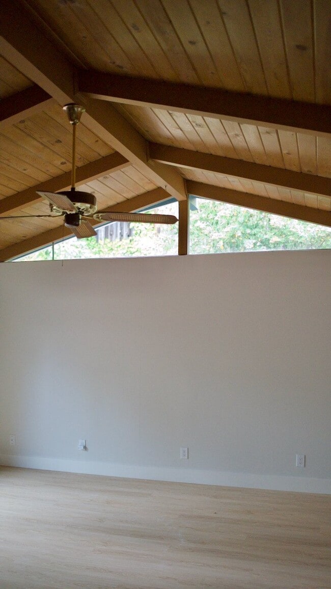 Photo - 620 Lockwood Dr