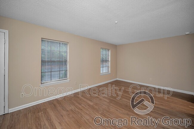 Photo - 1827 Carson Rd Unidad Apt 6