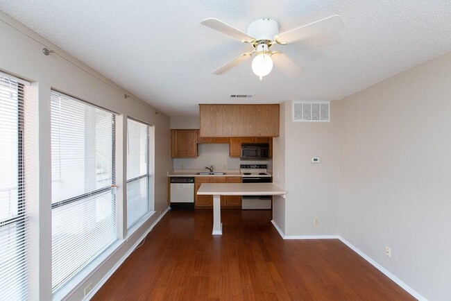 Photo - 3115 Helms St Unit 201