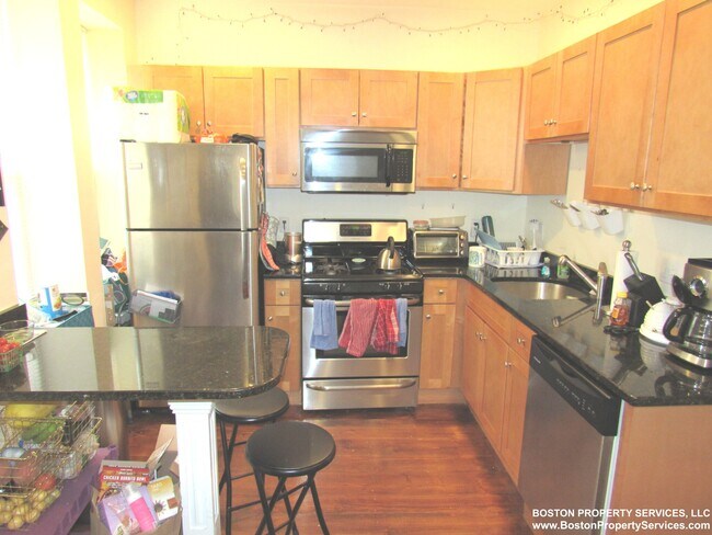 Photo - 16 Sewall St Unit 2