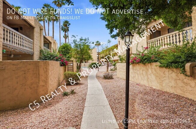 Photo - 4950 N Miller Rd Unidad 339