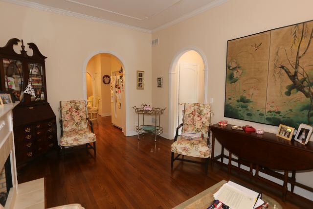Photo - 1119 W George St Unit 2