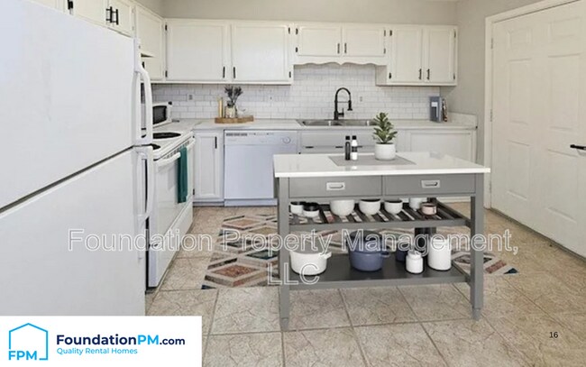 Photo - 34 N Idlewild St