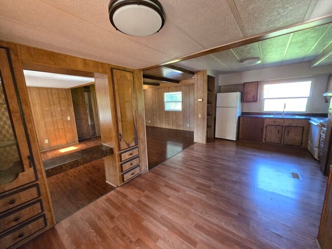 Photo - 3bd/2bath Manufactured home Available Now!
