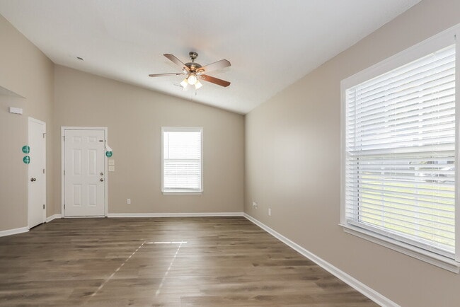 Photo - 11926 Stewarts Crossing Dr