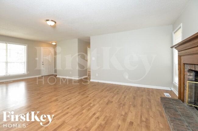 1701 Wendy Cir