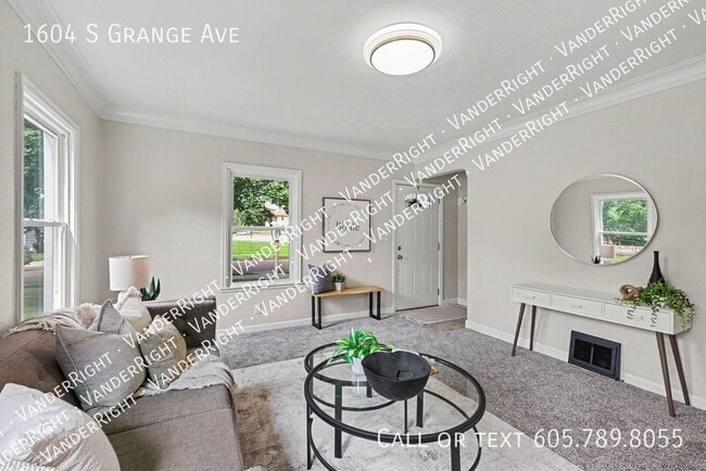 Photo - 1604 S Grange Ave