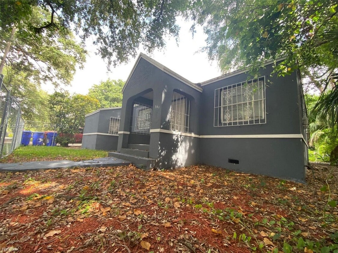 Photo - 351 NE 77th St (Miami, FL)